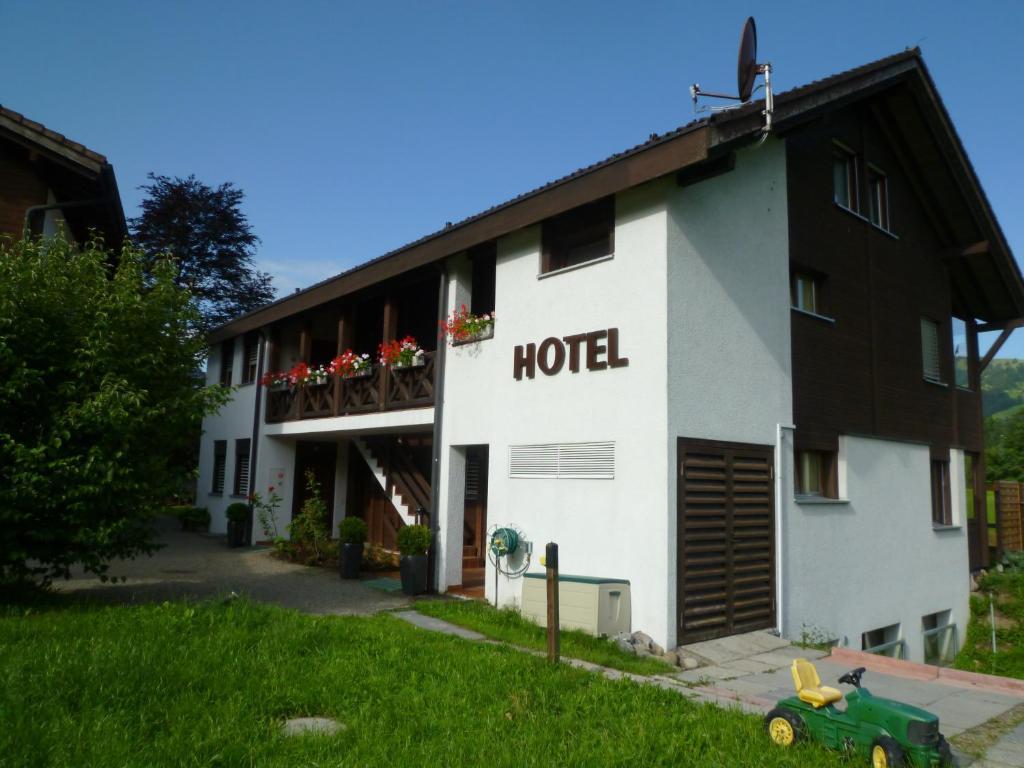 Hotel Bahnhof Giswil Cameră foto
